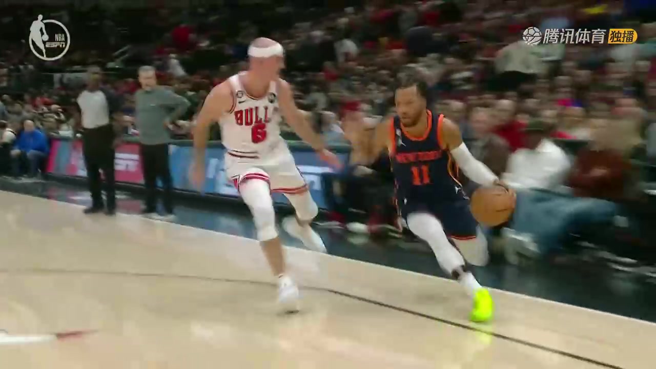 秀?。〔紓惿_踝終結(jié)將卡魯索晃倒坐地！再三分殺死比賽（布倫森集錦）