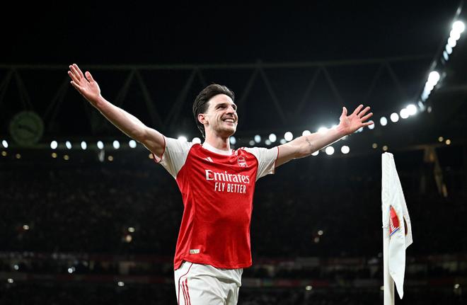 2-0！埃澤凌空世界波，1.2億巨星建功，阿森納有望直通歐冠四強(qiáng)