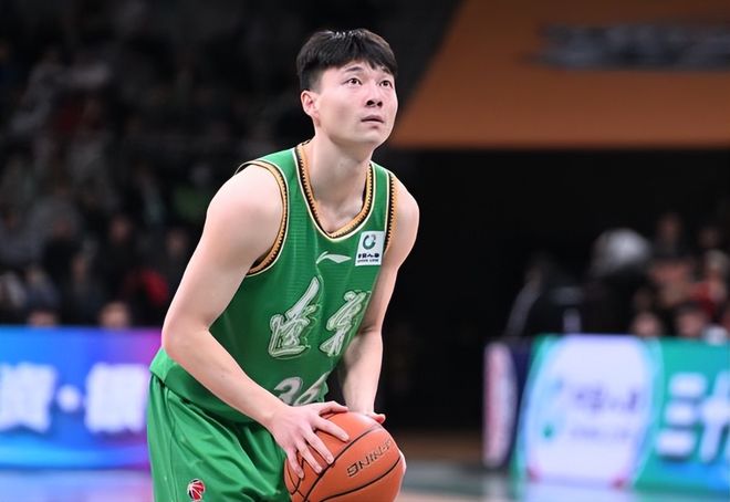 可惜！遼籃無緣7連勝，遼媒總結(jié)原因，雖敗猶榮，內(nèi)線短板成硬傷