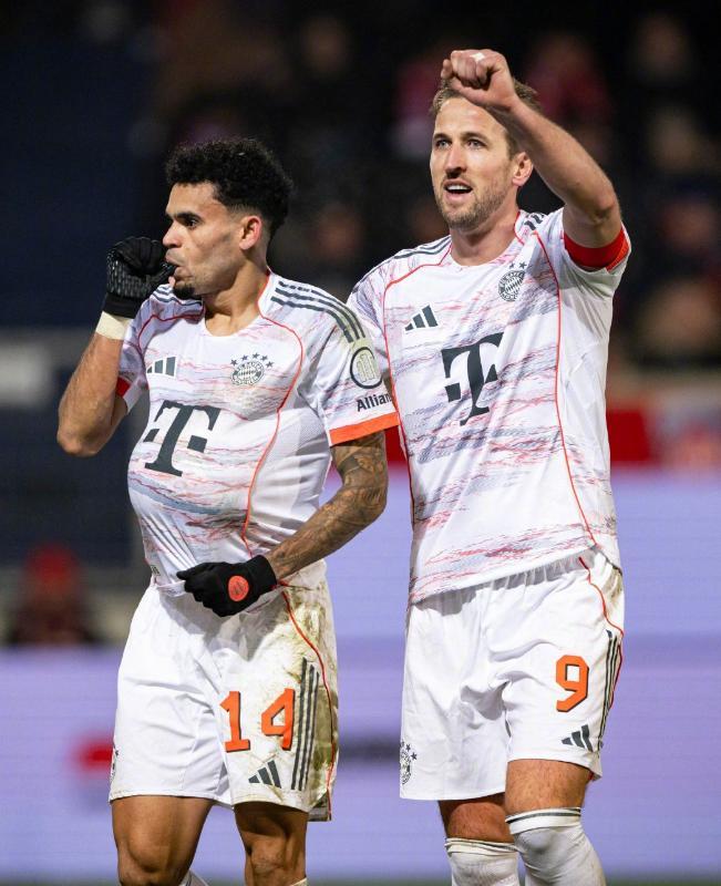 迪亞斯破門+假摔被罰離場，9人拜仁1-1勒沃庫森，七連勝戛然而止