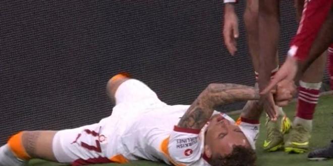 加拉塔薩雷球星遭遇駭人重傷：諾阿·朗被擔(dān)架抬離，現(xiàn)場氣氛凝重