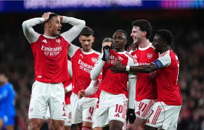 埃澤世界波破僵！阿森納2-0完勝對手晉級
