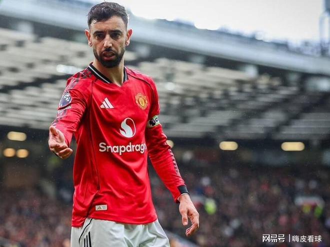 進(jìn)步明顯！曼聯(lián)提前8輪成功保級(jí)，4大歐洲冠軍，爭(zhēng)一個(gè)降級(jí)名額