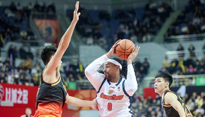 廣東客場挑戰(zhàn)上海！慘案恐再次發(fā)生，杜鋒難逃連敗