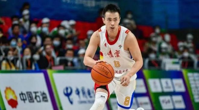 狂飆9記三分轟60分6助！男籃雙後衛(wèi)"打瘋瞭"：趙?？?4分?jǐn)貧⑦|籃