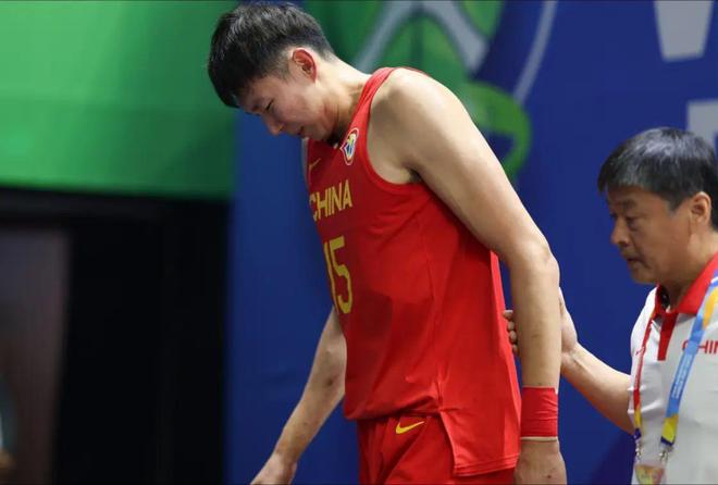 罰球14中5！聯(lián)賽都吊兒郎當，“助國傢隊重返巔峰”隻是空頭支票