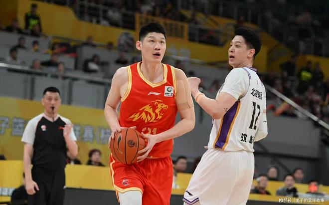 拒絕爆冷，廣廈7分險(xiǎn)勝江蘇隊(duì)！龐崢麟空砍15+7，胡金秋2雙立大功