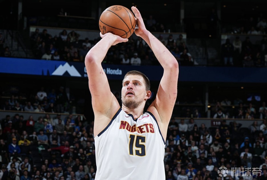 約基奇：本該控制失誤早點(diǎn)結(jié)束懸念，17次助攻全靠隊(duì)友跑位好