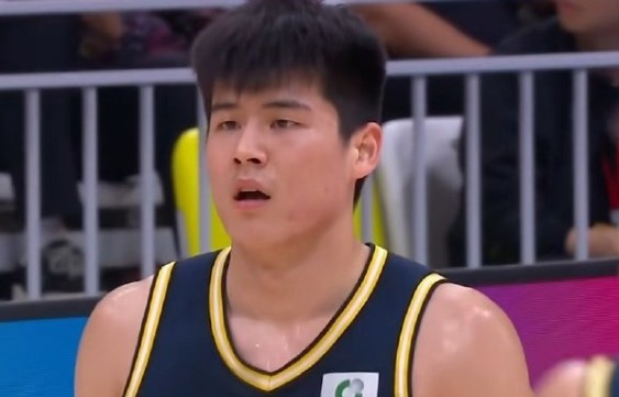 值得更多時(shí)間，陳家政出場(chǎng)13分鐘&7投6中高效砍20分5板