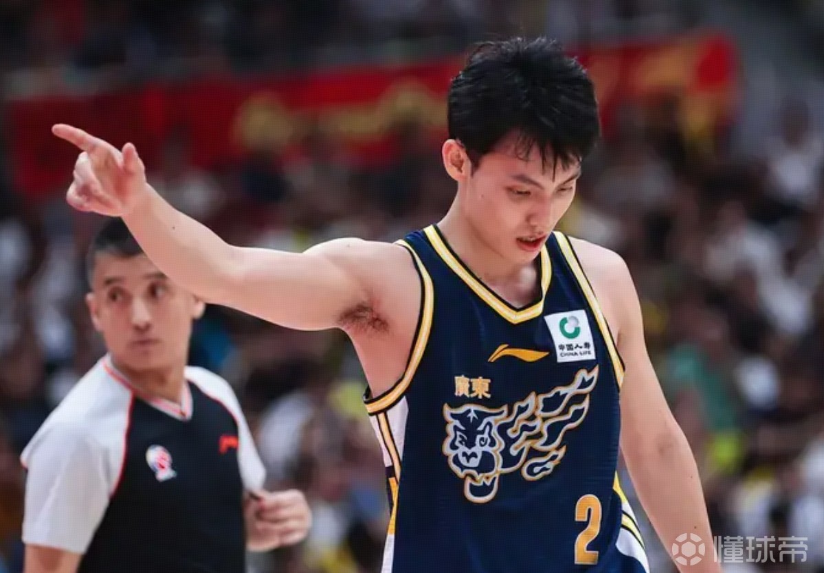 夢幻開局，徐杰3中3連得7分，廣東開局16-1領(lǐng)先北京