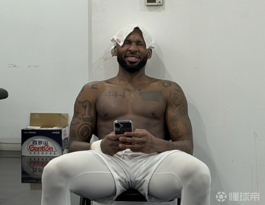 真硬！翟曉川：杰曼賽前上吐下瀉+發(fā)燒堅持，依然站了出來