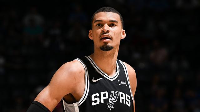 NBA官方MVP榜：文班亞馬火速登頂！這波MVP爭奪戰(zhàn)太激烈了