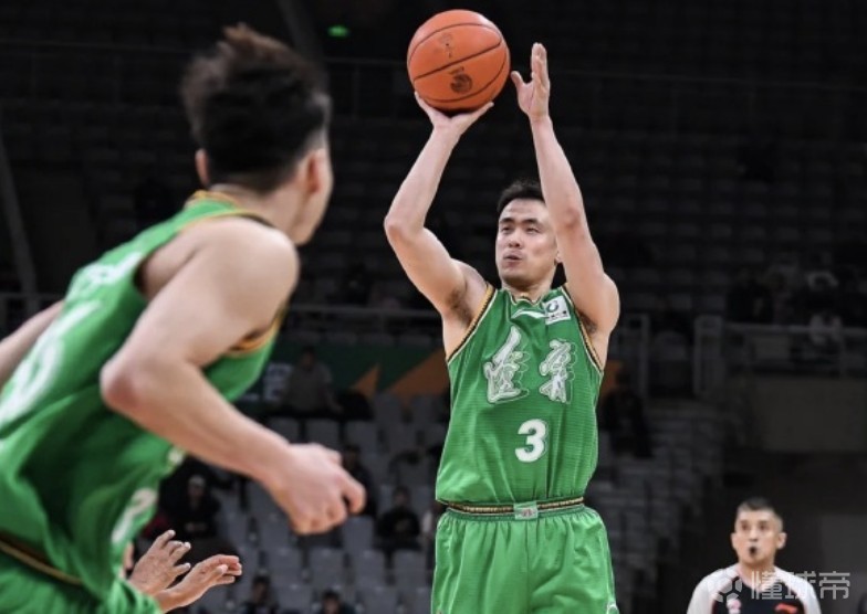 趙繼偉：第三節(jié)的防守出了很大問題，三連客需要更多人站出來