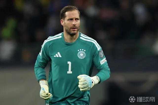 記者：若諾伊爾今夏退役，拜仁考慮引進(jìn)鮑曼當(dāng)二門