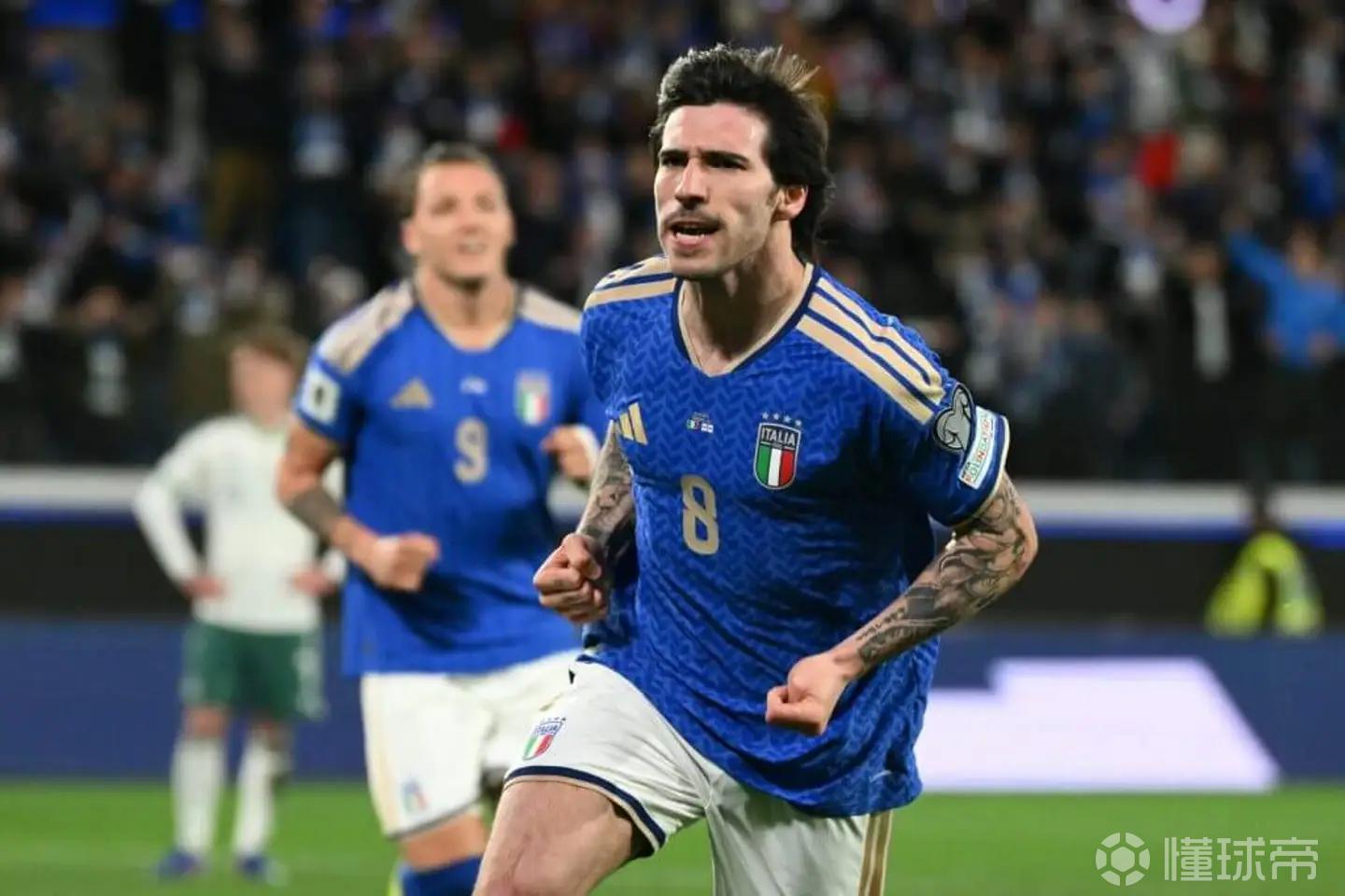 TA：意大利終卸下了歷史重?fù)?dān)，托納利助球隊(duì)距世界杯一步之遙