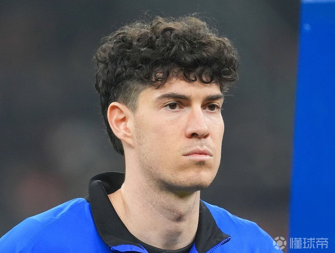 記者：巴薩愿意給巴斯托尼超700萬年薪，但尚未與國米直接接觸