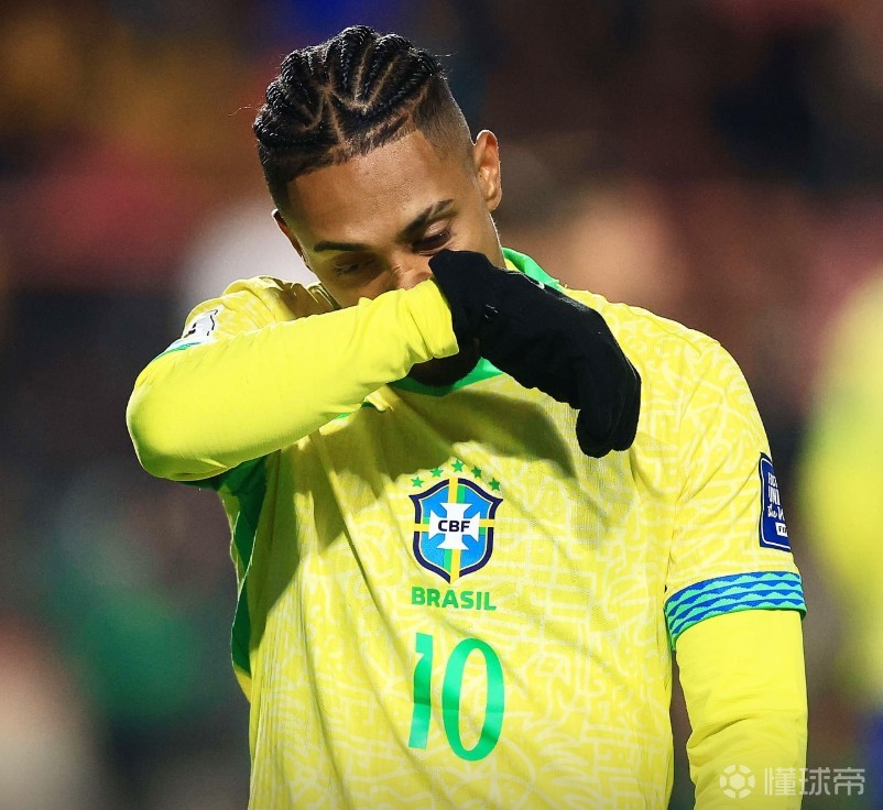 羅馬諾：拉菲尼亞肌肉不適將接受檢查，巴薩希望球員不要冒險(xiǎn)