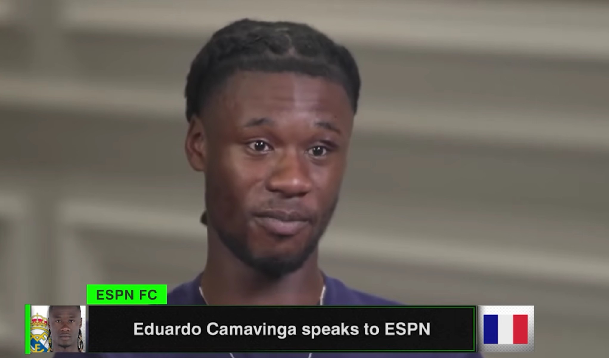 卡馬文加：阿韋洛亞和安帥有著相似的理念，都給我們很大自由