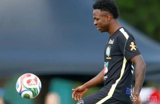 馬卡：盡管周日恢復(fù)了訓(xùn)練，維尼修斯可能會在下場比賽輪休