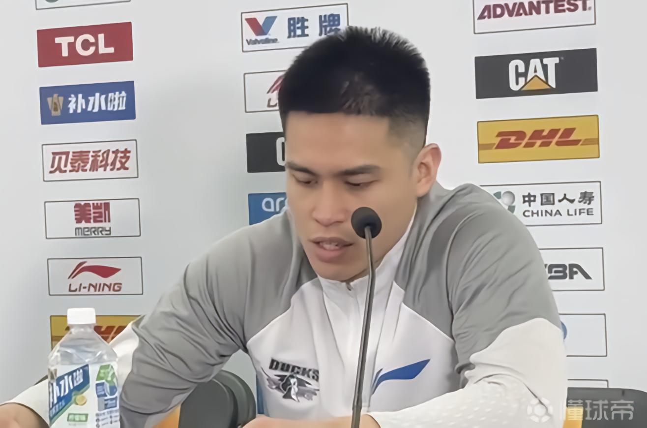 陳盈駿：上、下半場的表現(xiàn)差距太大，籃板和防守壓力做得不好