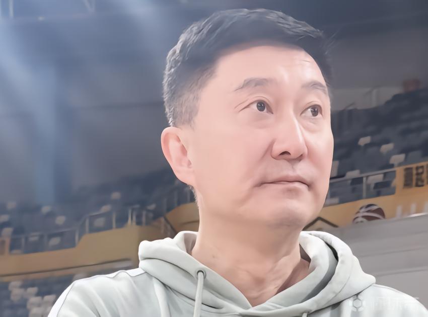 杜鋒：人員不整打廣廈要全力去拼，并不知道有簽新外援的事情