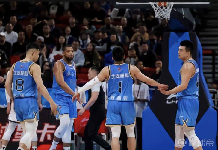 媒體人：因為北京德比在場外起了沖突，所以本場安保更嚴(yán)格