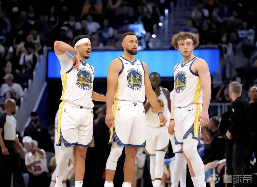 勇士常規(guī)賽數(shù)據(jù)：37勝45負(fù)西部第10，場(chǎng)均三分出手44.2次聯(lián)盟第一