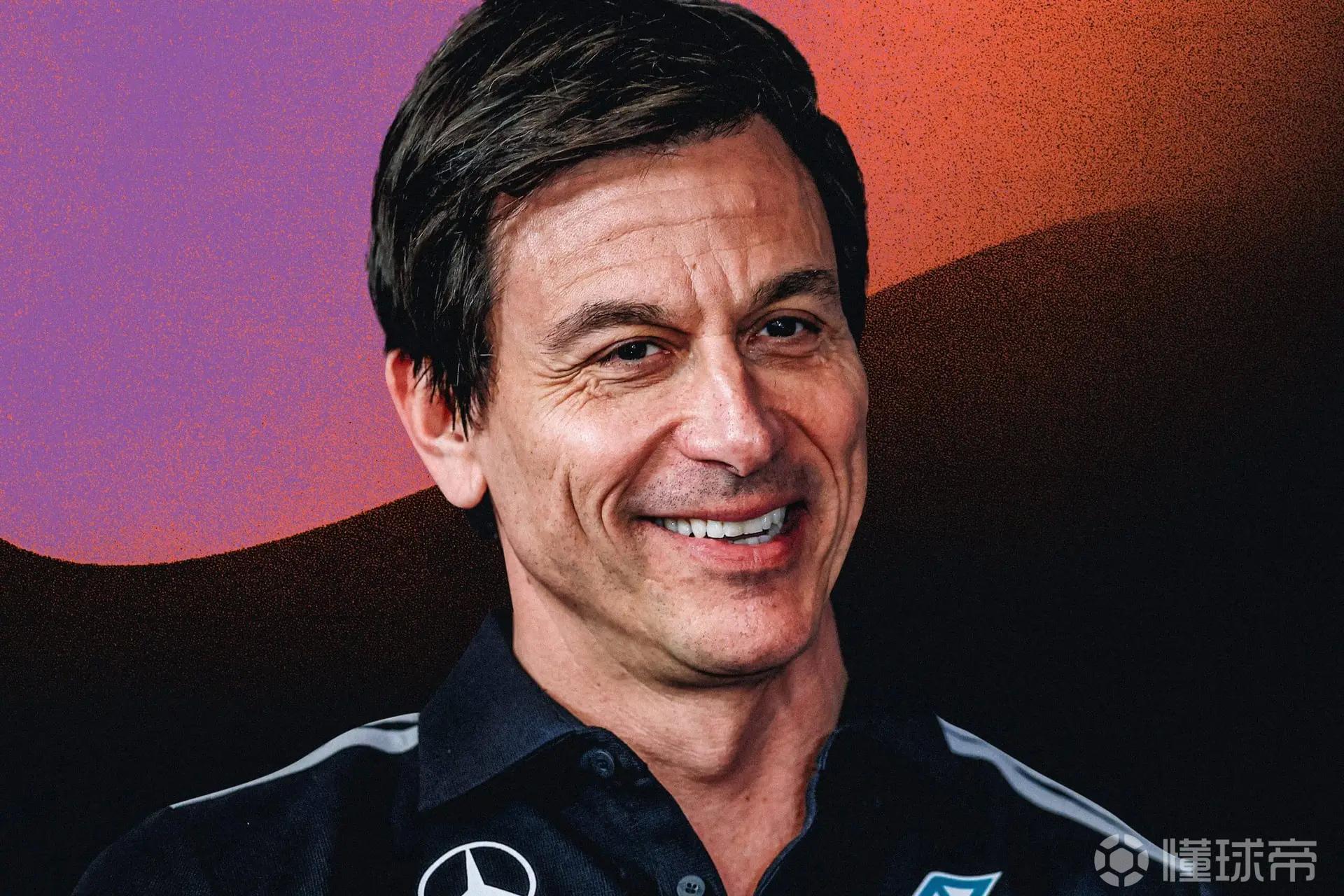 沃爾夫：當(dāng)年漢密爾頓和羅斯伯格撞車，我警告他們?cè)僮矊⒂腥吮怀? > </div>
            </div>
            <div   id=