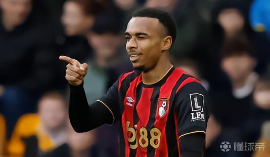 郵報：曼聯(lián)關(guān)注克魯皮和塞內(nèi)西以及小將蒙加和艾希霍恩