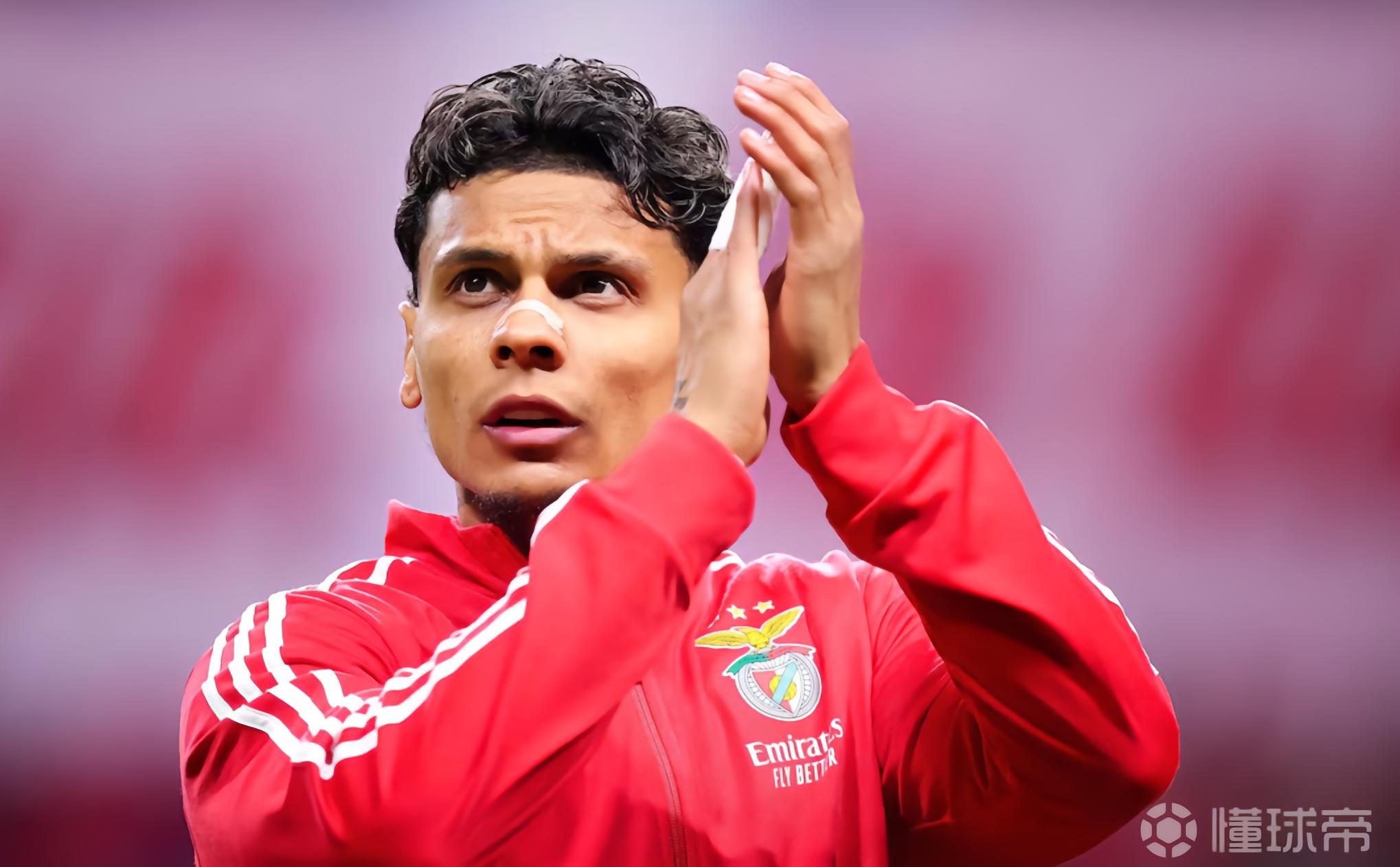 葡媒：里奧斯想留在本菲卡，尤其是想繼續(xù)在穆里尼奧麾下踢球