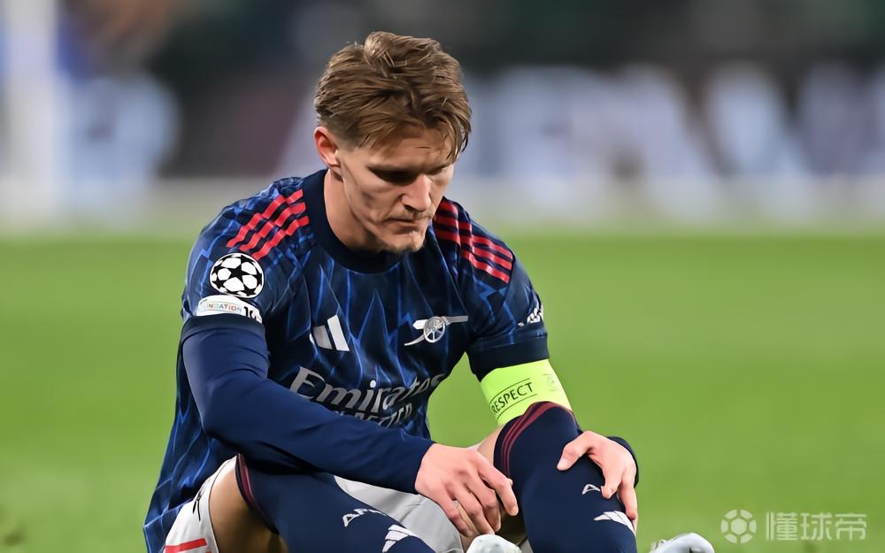 晚旗報(bào)：厄德高仍感膝蓋不適，預(yù)計(jì)不會(huì)出戰(zhàn)葡體