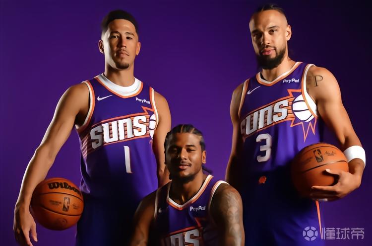 狄龍：我和布克、格林會找到平衡，我們三個都是很棒的得分手