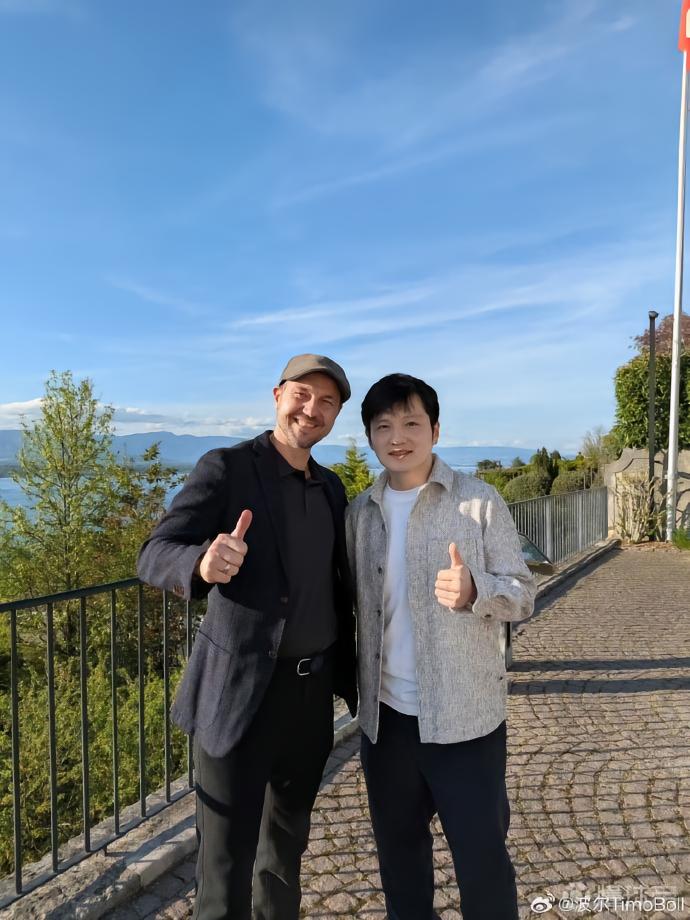樊振東社媒曬與波爾同游日內(nèi)瓦：好喜歡我兄弟的這頂帽子